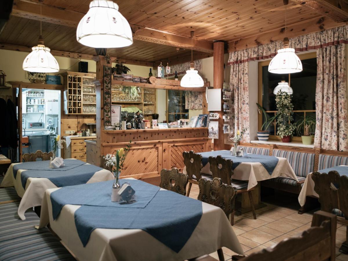 Gasthof - Pension Oedsteinblick Johnsbach Eksteriør billede